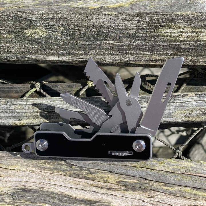 Pocket Eight Multi-Tool - MRSLM