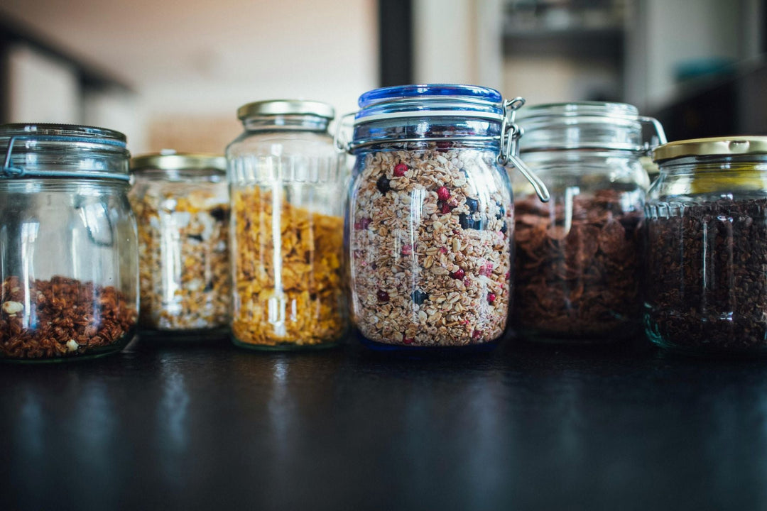 Stylish & Practical: How to Use Glass Storage Jars to Keep Your Pantry Organized and Beautiful