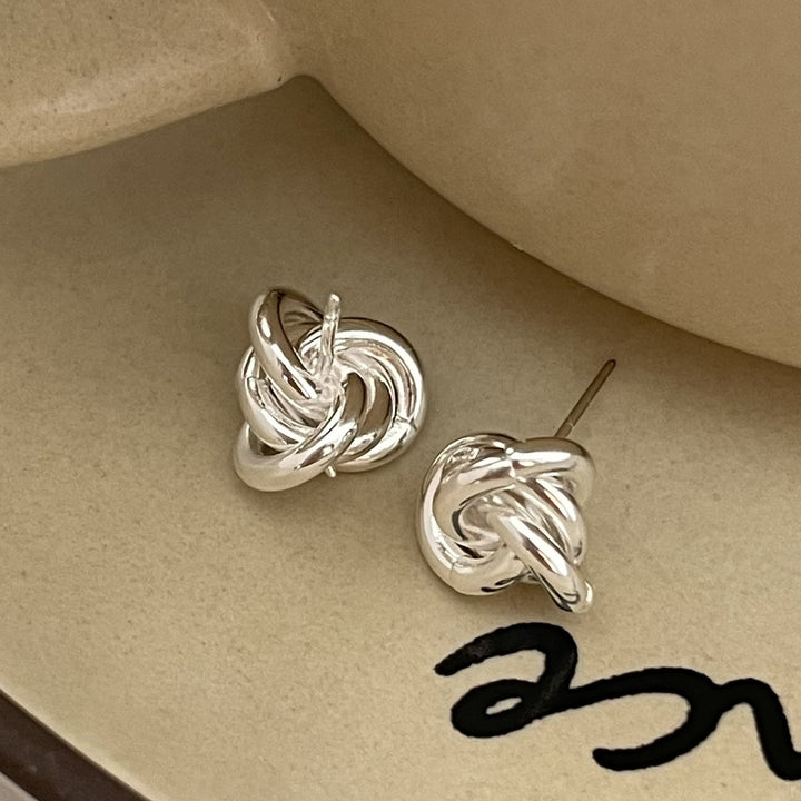 Women's Simple And Stylish Sterling Silver Knotted Earrings