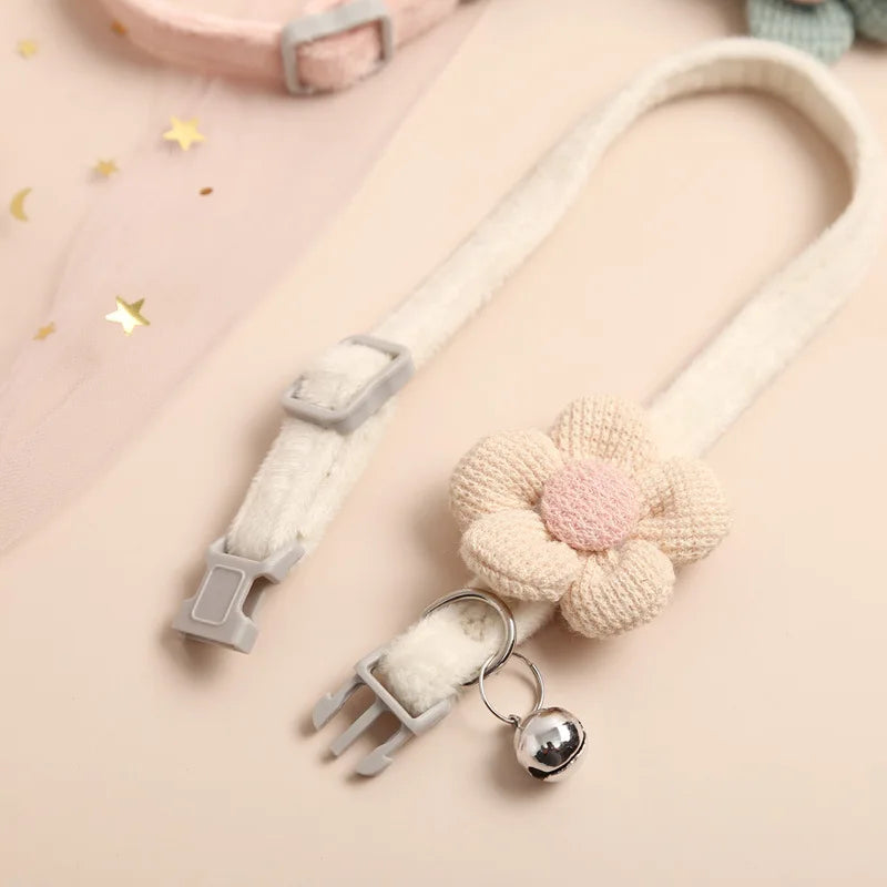 adjustable cat collar with flower and bell, view 9 - MRSLM
