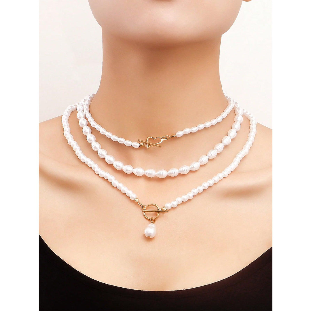 Elegant Imitation Pearl Heart Pendant Necklace