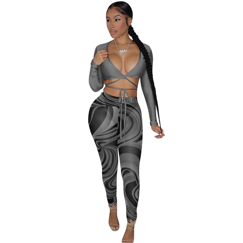 Zweiteiliges Set aus Mesh mit Blumenmuster