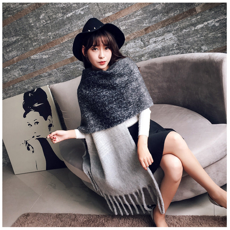 Cashmere-inspired scarf, view 8 - MRSLM