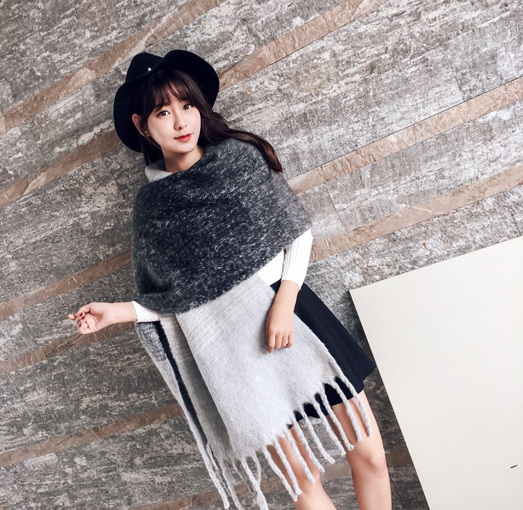 Cashmere-inspired scarf, view 7 - MRSLM