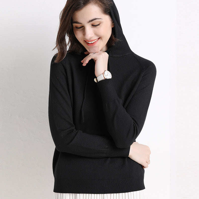 Suéter feminino fino com capuz