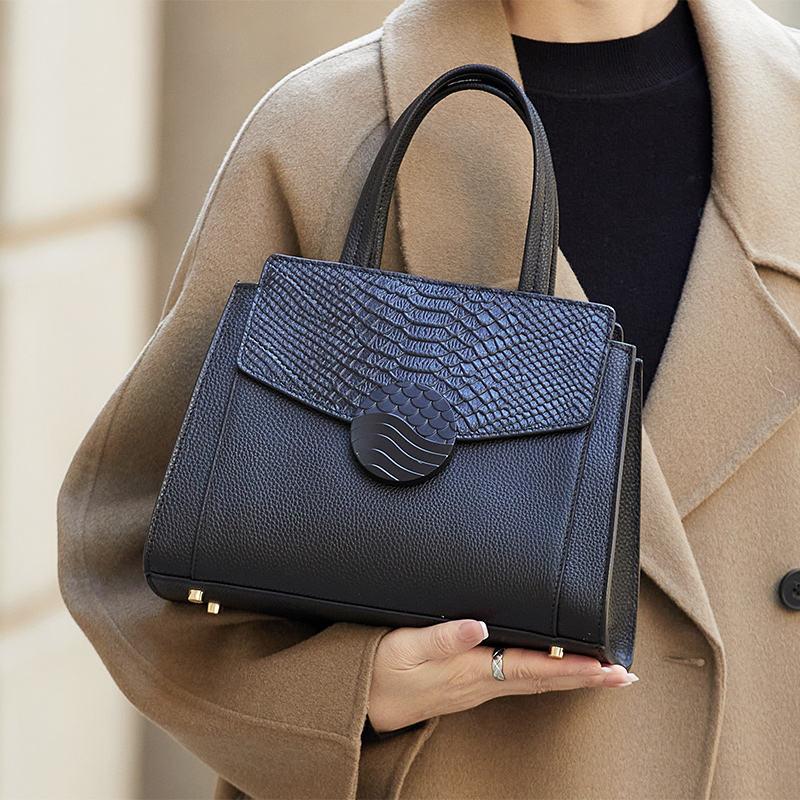 Handmade leather handbag - MRSLM