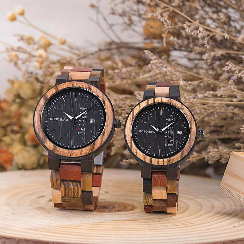 Retro-Uhr aus Holz für Studentenpaare