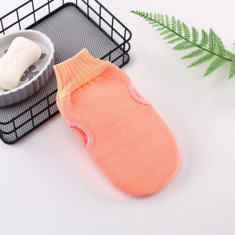 Two-sided exfoliating bath glove, view 5 - MRSLM