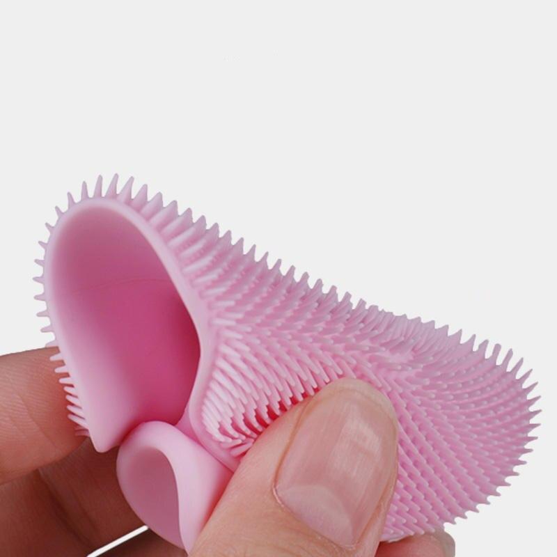 Soft Silicone Facial Cleansing Brush: Exfoliating and Massaging Scrubber for Deep Pore Cleansing