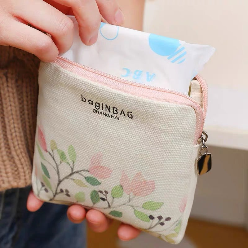 mini portable sanitary pad pouch, view 3 - MRSLM