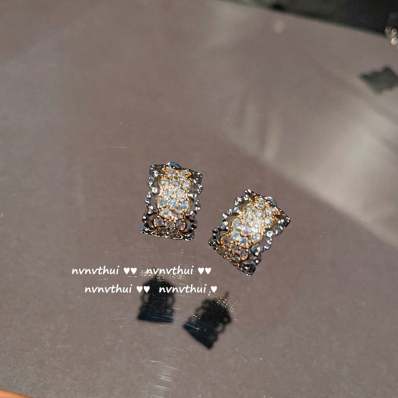 Bright Lace Honeycomb Jewel Earrings