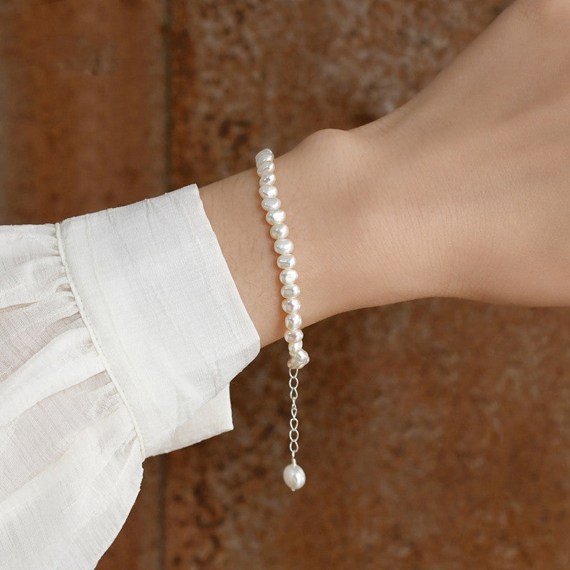 Natürliches Süßwasserperlenarmband (Damenvariante)