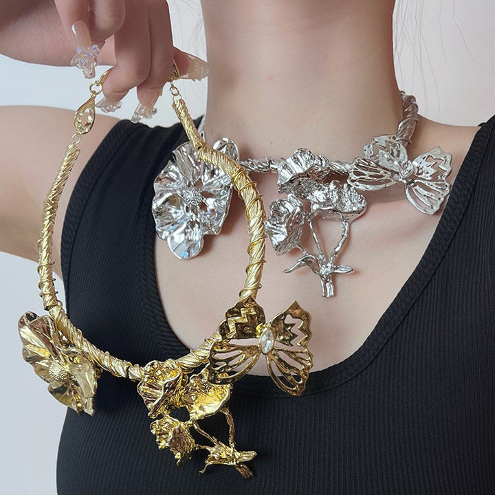 Metal Vine Eternal Flower Pendant Necklace