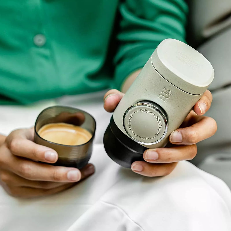 portable espresso maker, view 2 - MRSLM