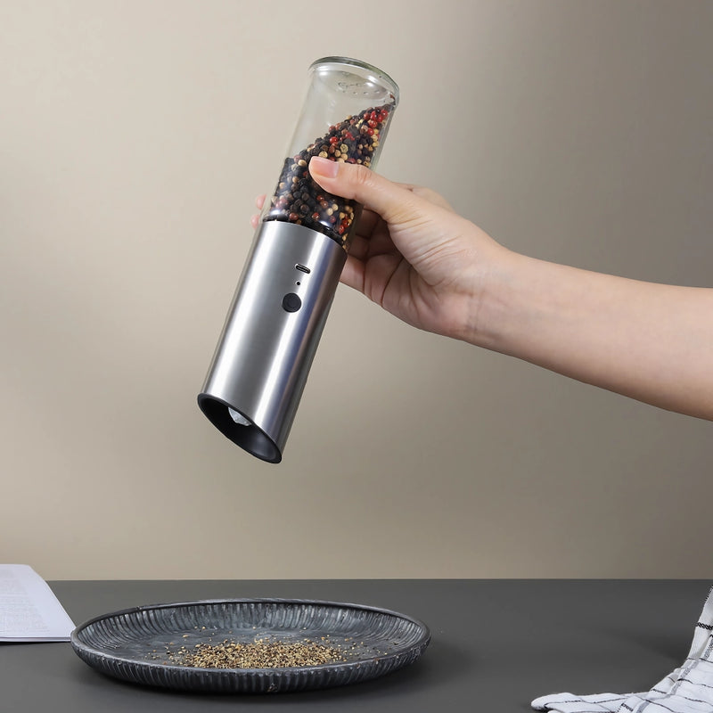electric salt and pepper grinder, view 4 - MRSLM