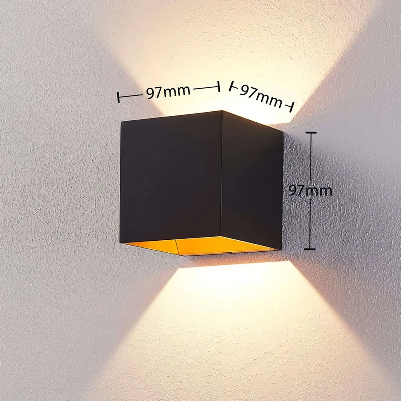 Verstellbare LED-Außenwandleuchte