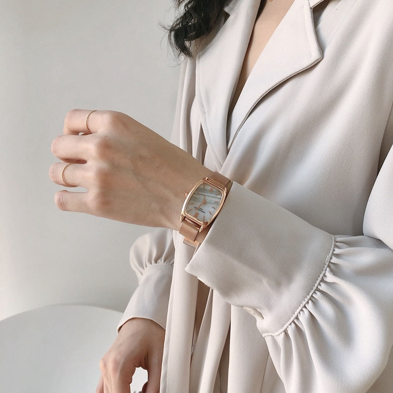 Retro Square Lace Small Female Watch