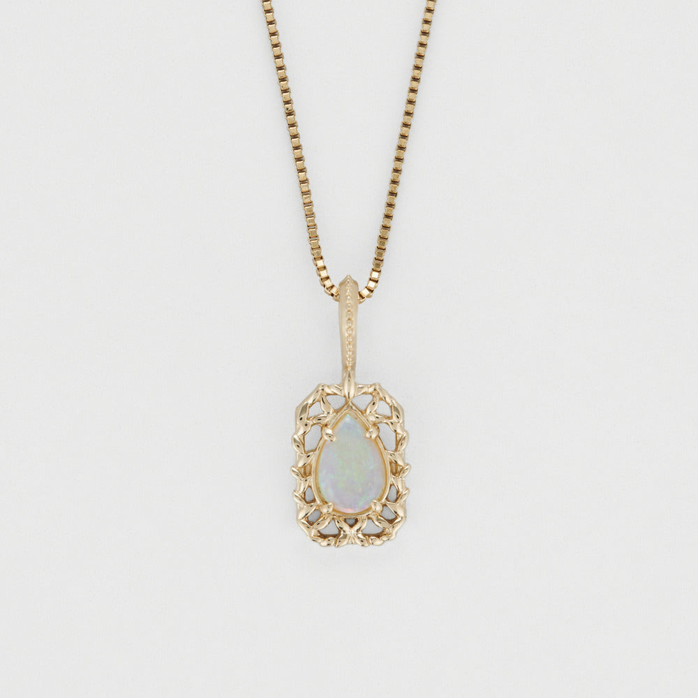 14K Gold African Australian Pendant Headwear