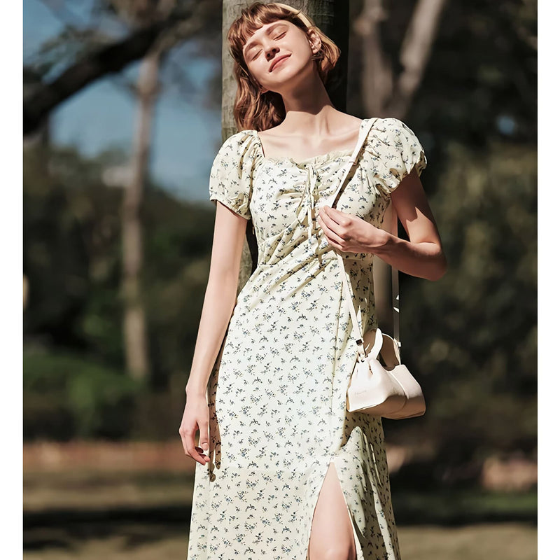 Vestido de chiffon floral romântico de verão