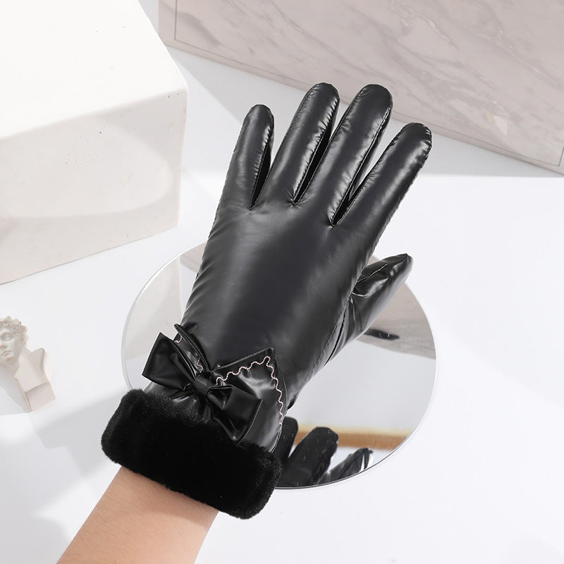 Women's warm velvet winter gloves, view 2 - MRSLM