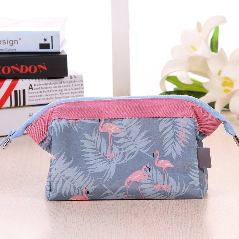 makeup and cosmetic bag, view 2 - MRSLM