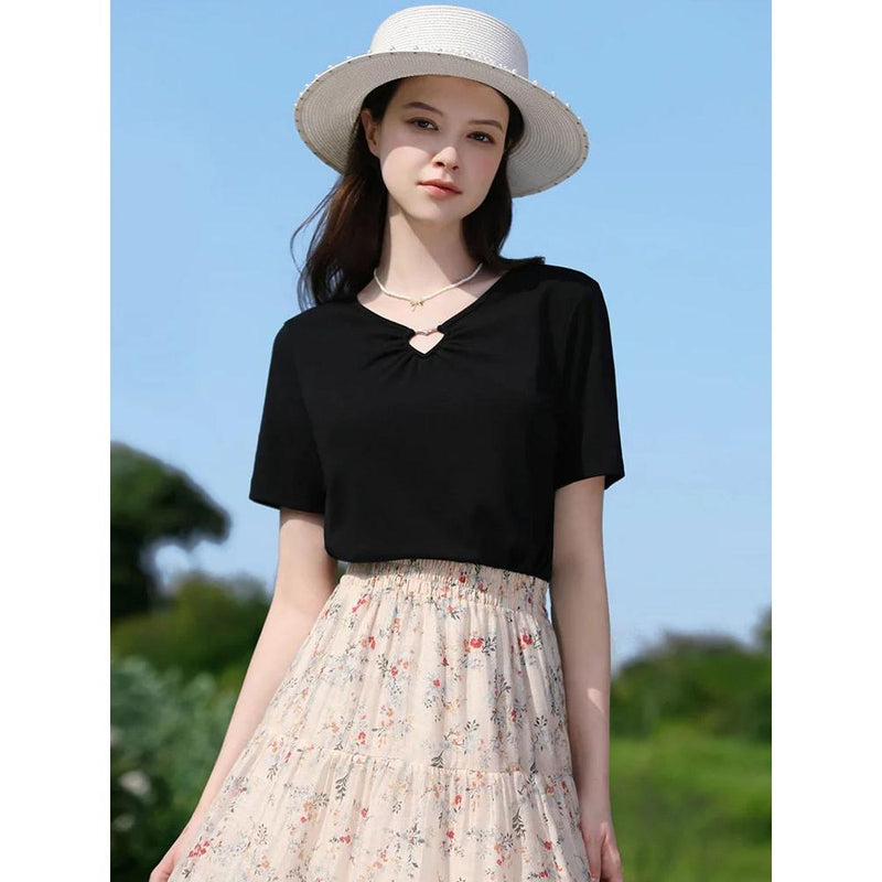 V-neck hollow-out T-shirt, view 5 - MRSLM
