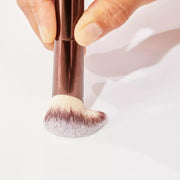 Soft glow foundation brush, view 7 - MRSLM