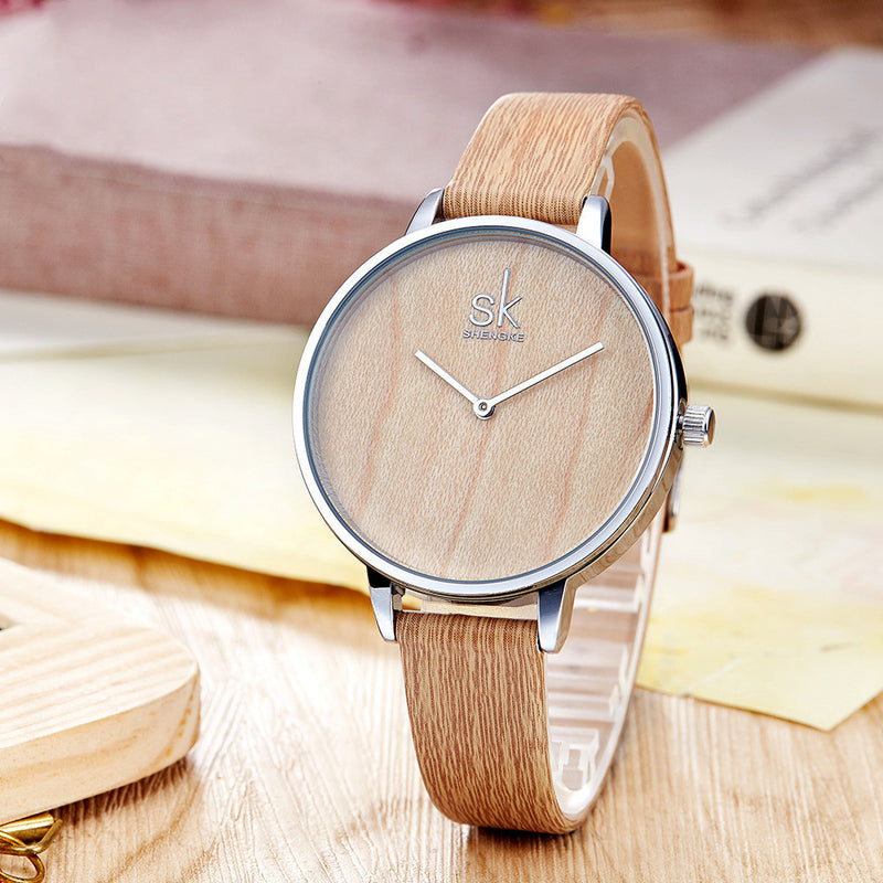 Women's Quartz Watch with Wooden Hands