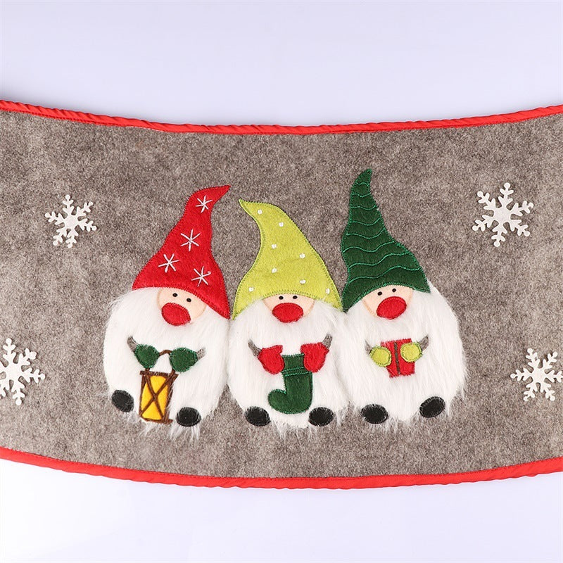 christmas tree skirt, view 5 - MRSLM