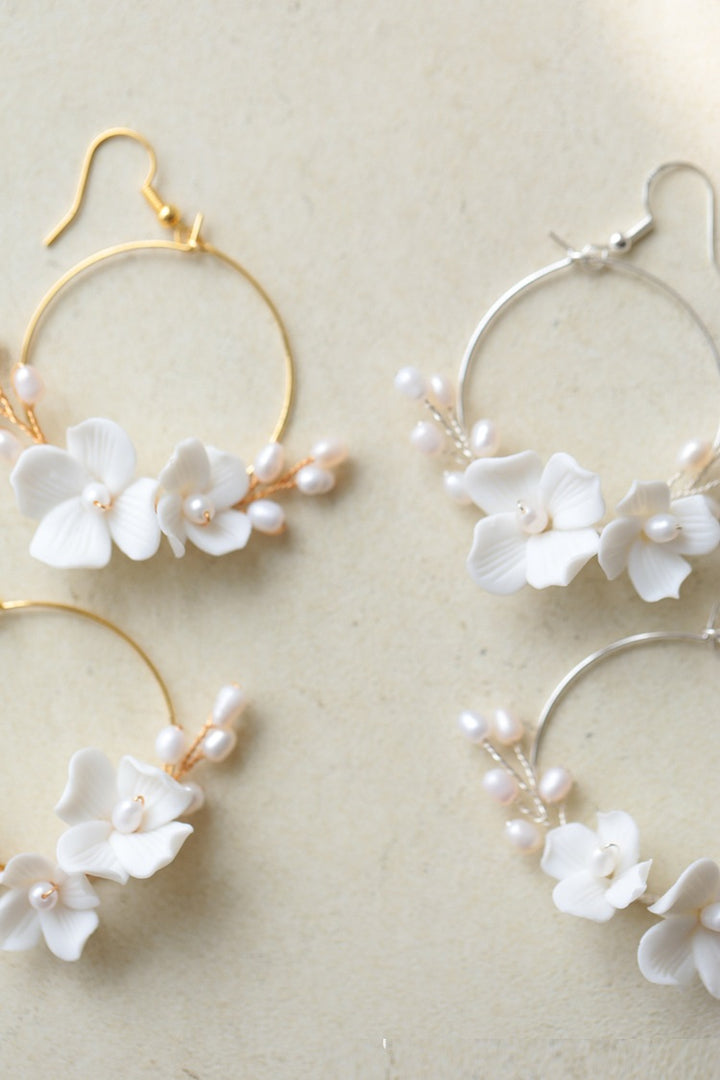Simple Circle Freshwater Pearl Flower Earrings