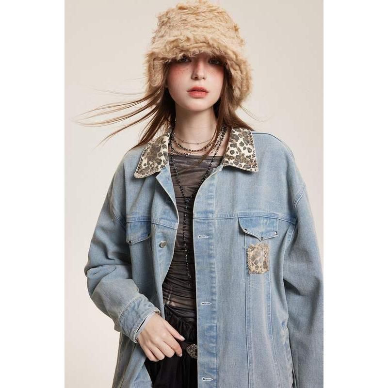 Jeansjacke mit Leopardenmuster