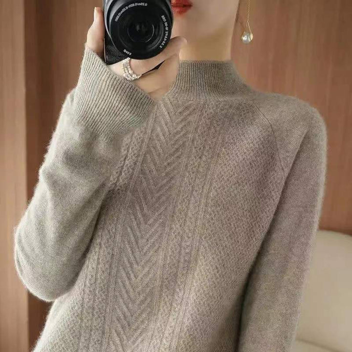 Women's Fashionable Knitted Base Sweater Short