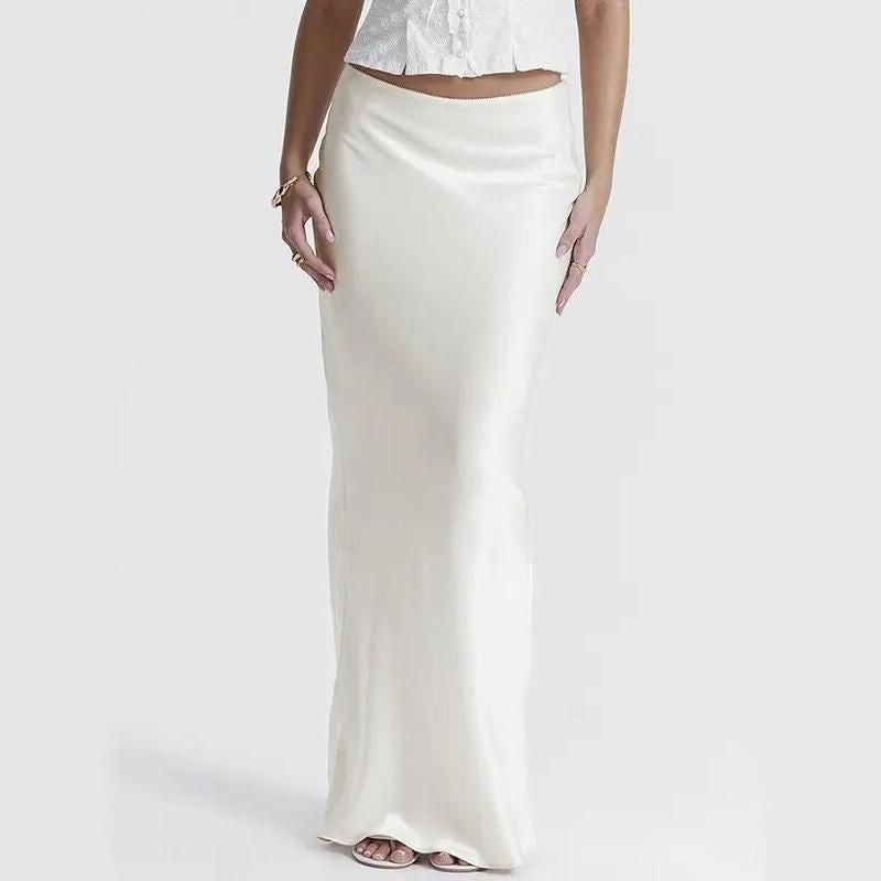 Eleganter, hochtaillierter Satin-Maxirock