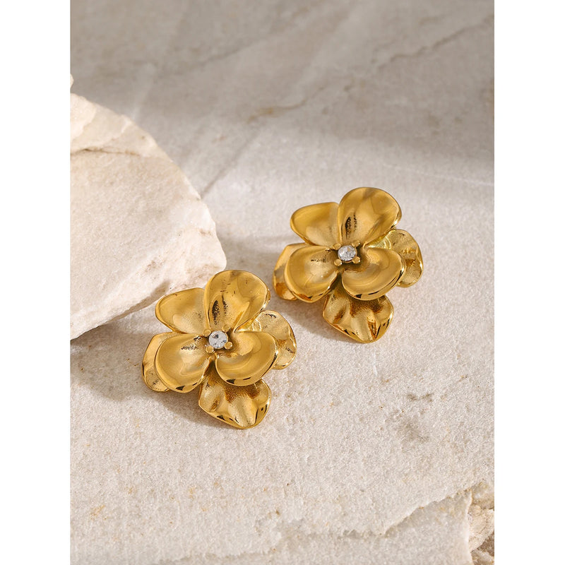 18 Karat vergoldete Blumenohrstecker