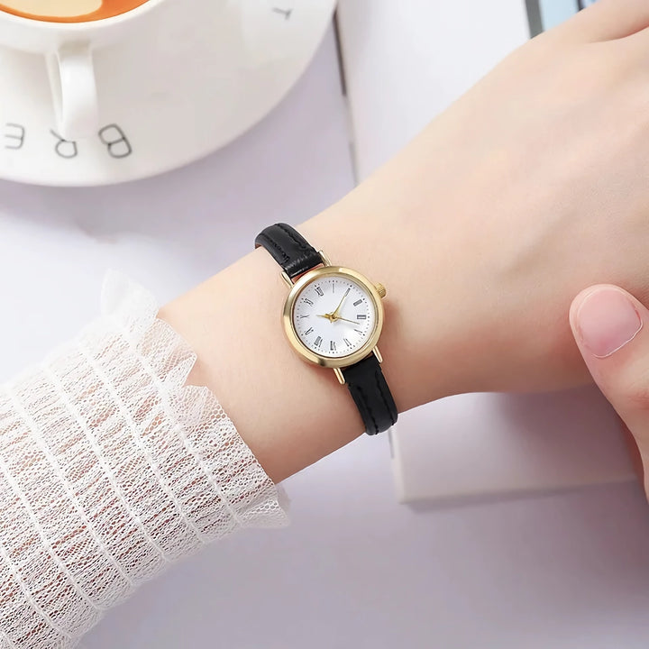Elegant Quartz Leather Wristwatch for Women – Classic Minimalist Design