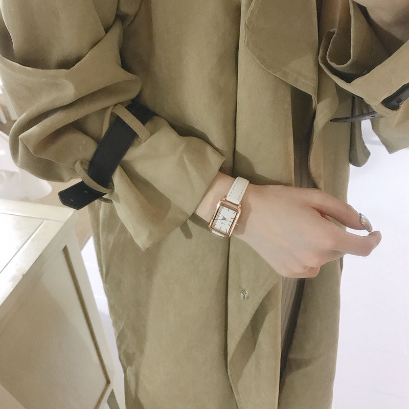 Retro Square Lace Small Female Watch