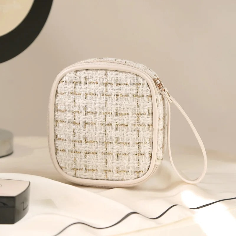 mini cosmetic pouch, view 4 - MRSLM