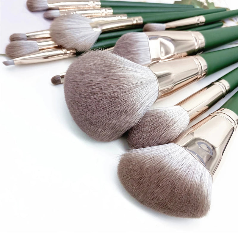 soft fluffy makeup brushes set, view 7 - MRSLM