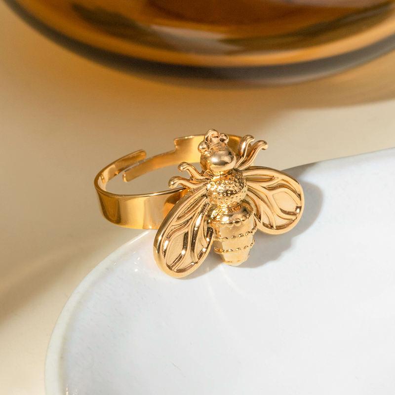 gold plated bee ring - MRSLM