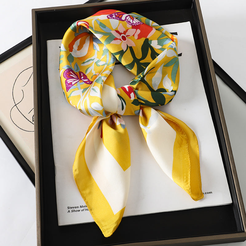 square scarf, view 4 - MRSLM