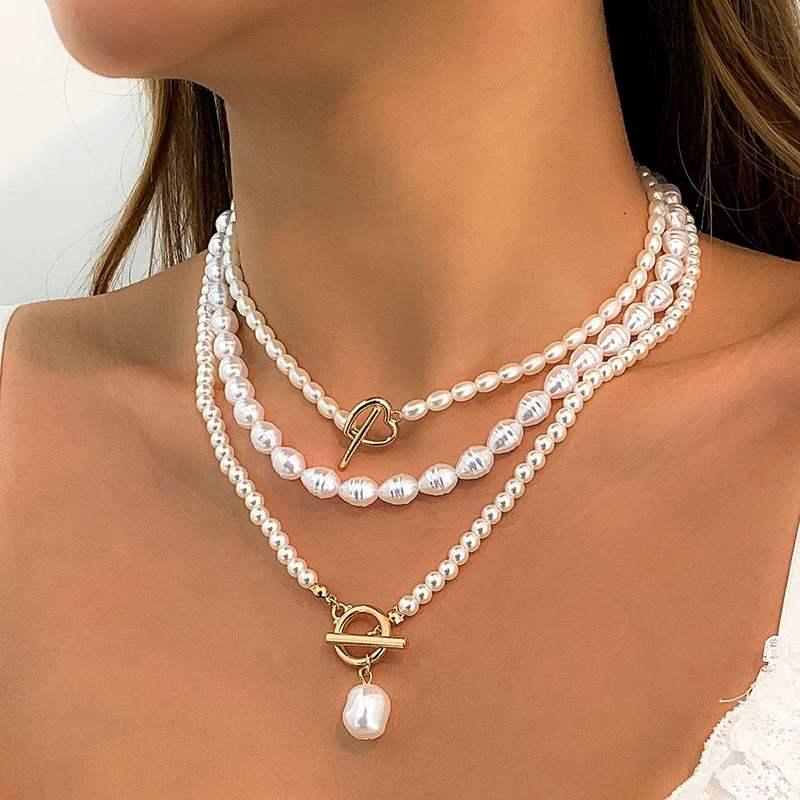 Elegant Imitation Pearl Heart Pendant Necklace