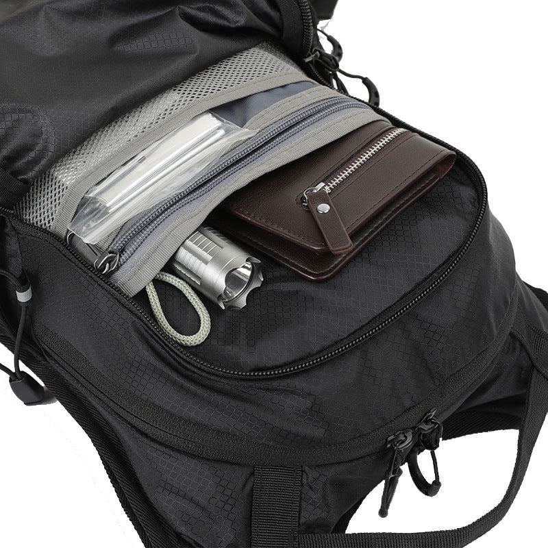 cycling backpack with water bag, view 5 - MRSLM