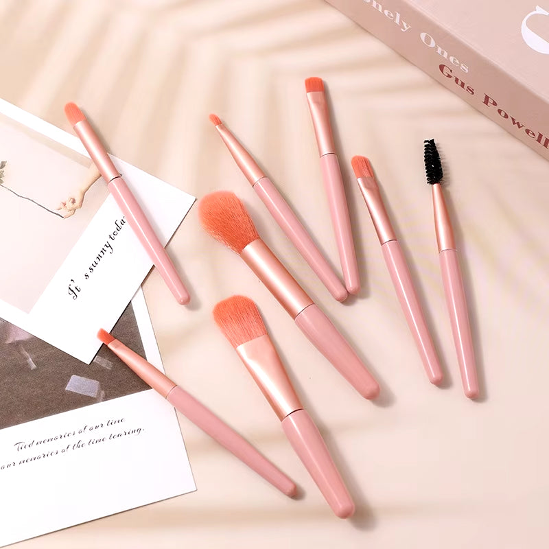 8-piece makeup brush set, view 8 - MRSLM