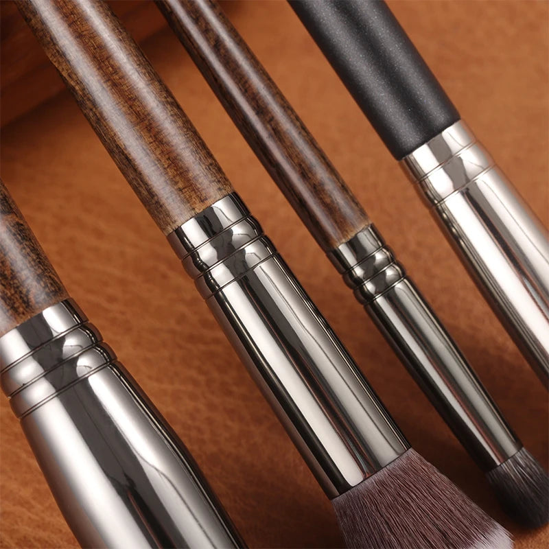 4-in-1 makeup brush set, view 8 - MRSLM