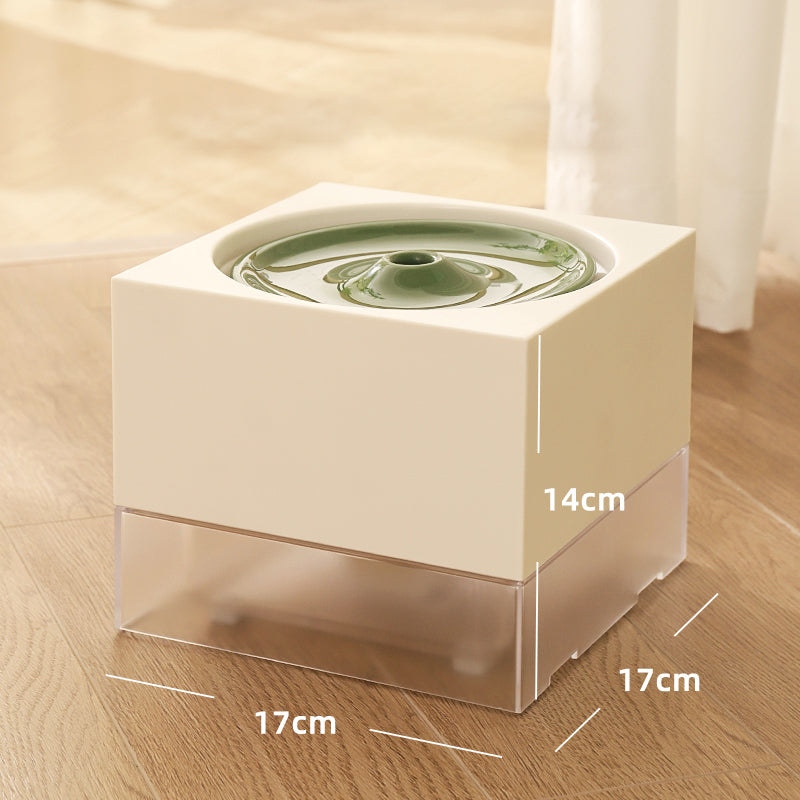 cat water fountain, view 2 - MRSLM