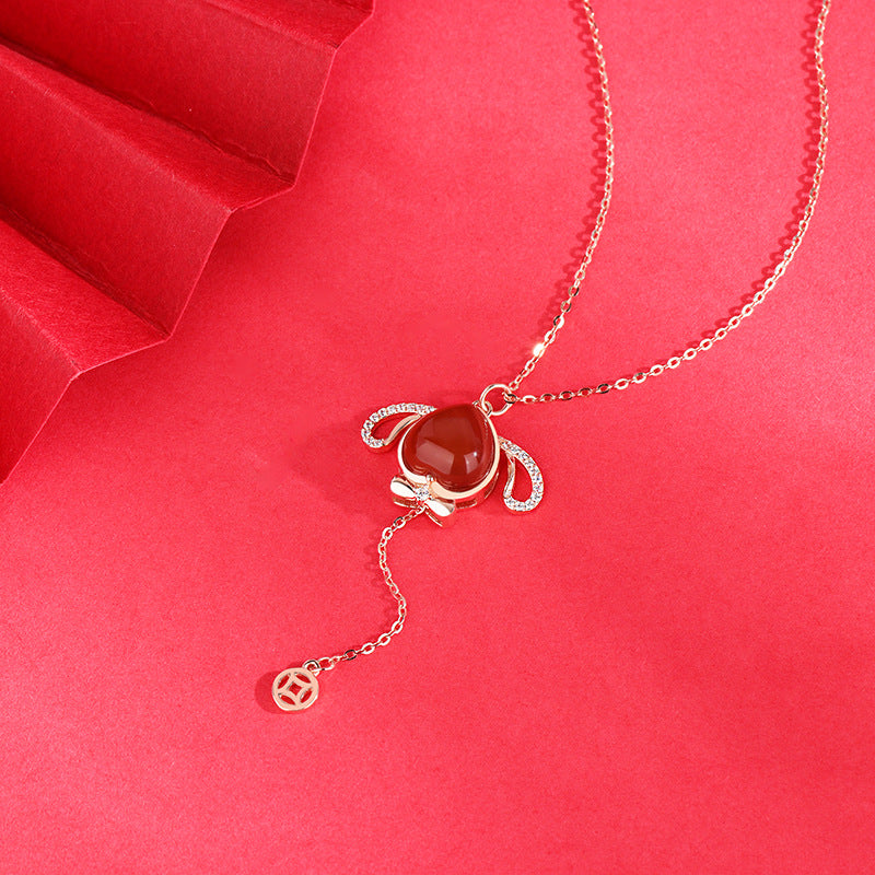 Moving Rabbit Ear Necklace