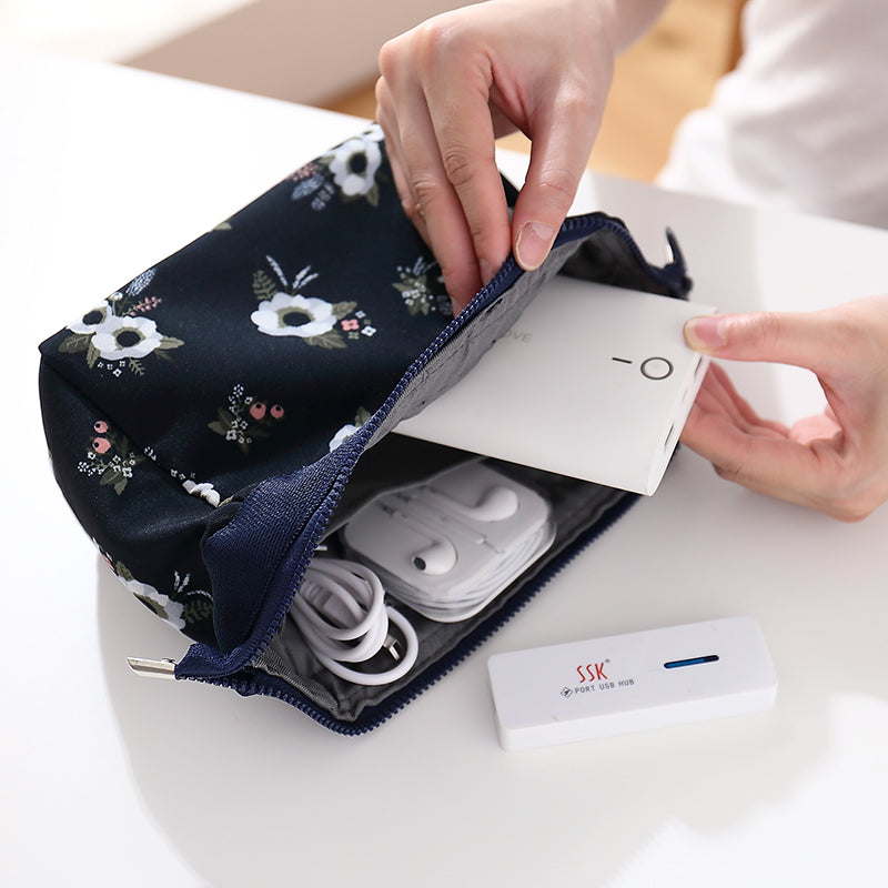 makeup and cosmetic bag, view 10 - MRSLM