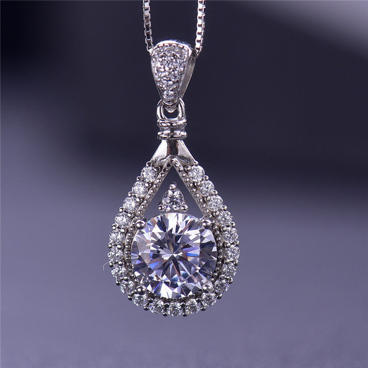 Women's Fashion Sterling Silver Moissanite Diamond Pendant Necklace