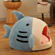 cartoon shark cat bed, view 3 - MRSLM