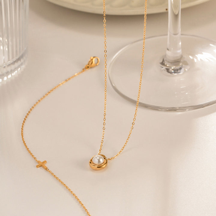 Elegant Stainless Steel Pearl Pendant Necklace for Women
